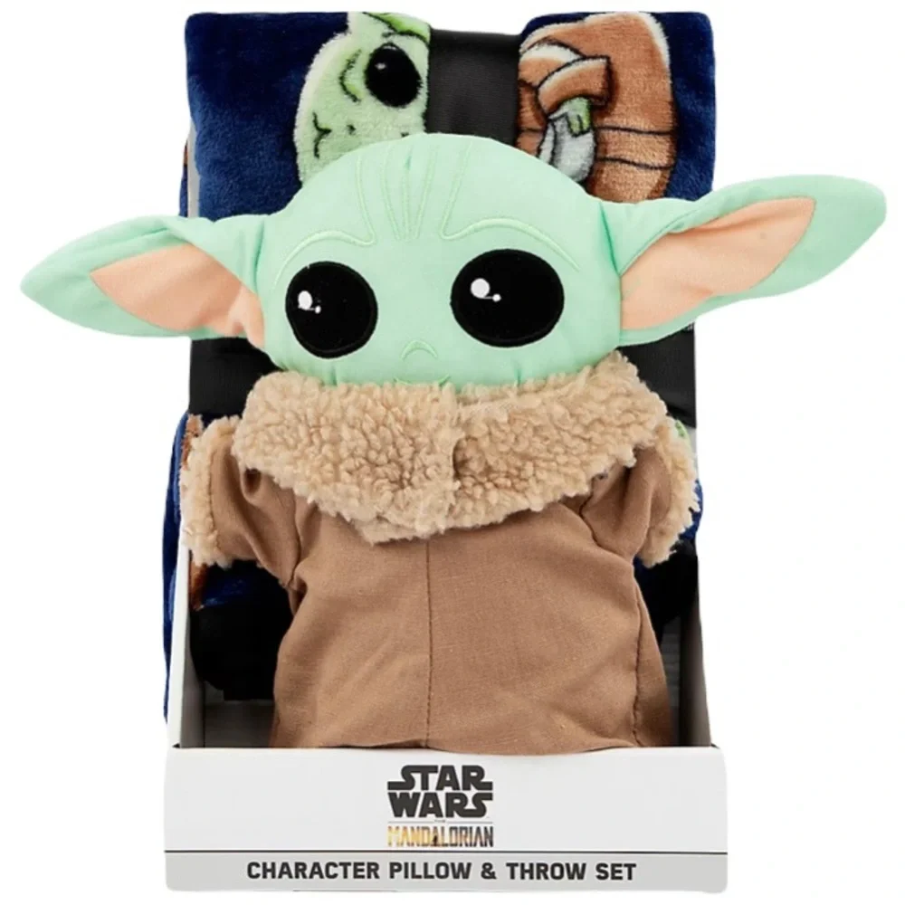Throw Blanket 46”x60” & Plush Mandalorian The Child Star Wars - Picture 2 of 13